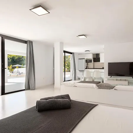 Nivaria Villa